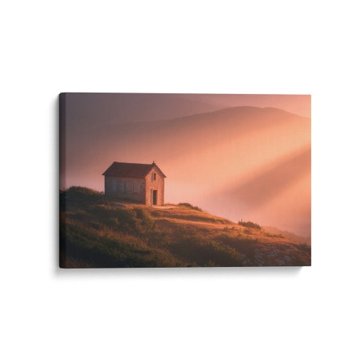 Obraz na płótnie canvas Domek na wzgórzu realistyczny