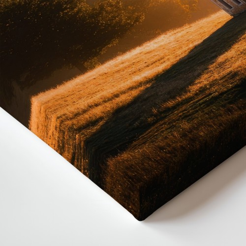 Obraz na płótnie canvas Kapliczka na wzgórzu realistyczny