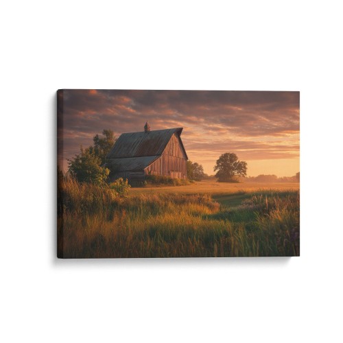 Obraz na płótnie canvas Stodoła o zachodzie realistyczny