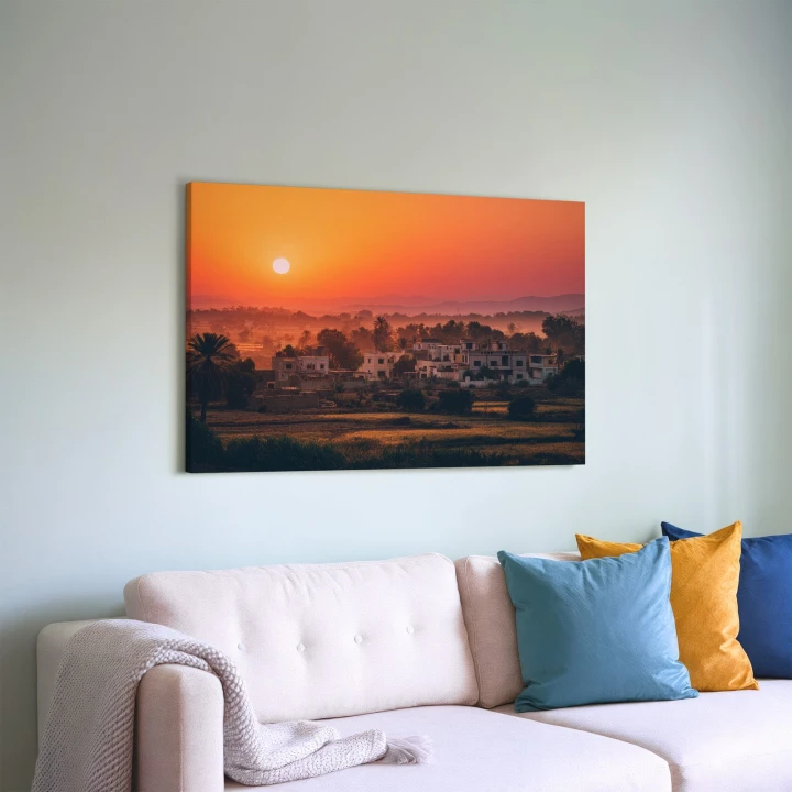 Obraz na płótnie canvas Zachód nad wsią realistyczny