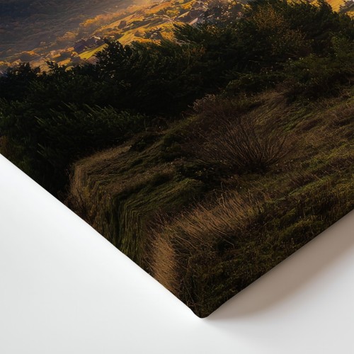 Obraz na płótnie canvas Górska dolina realistyczny