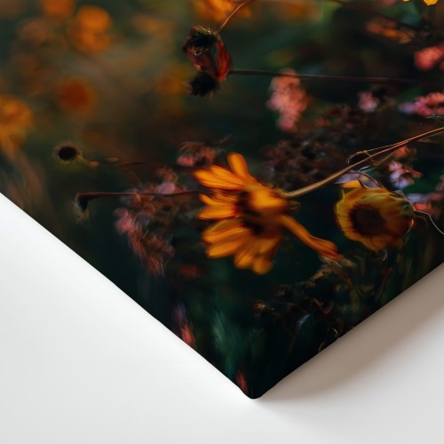 Obraz na płótnie canvas Żółte kwiaty polne realistyczny